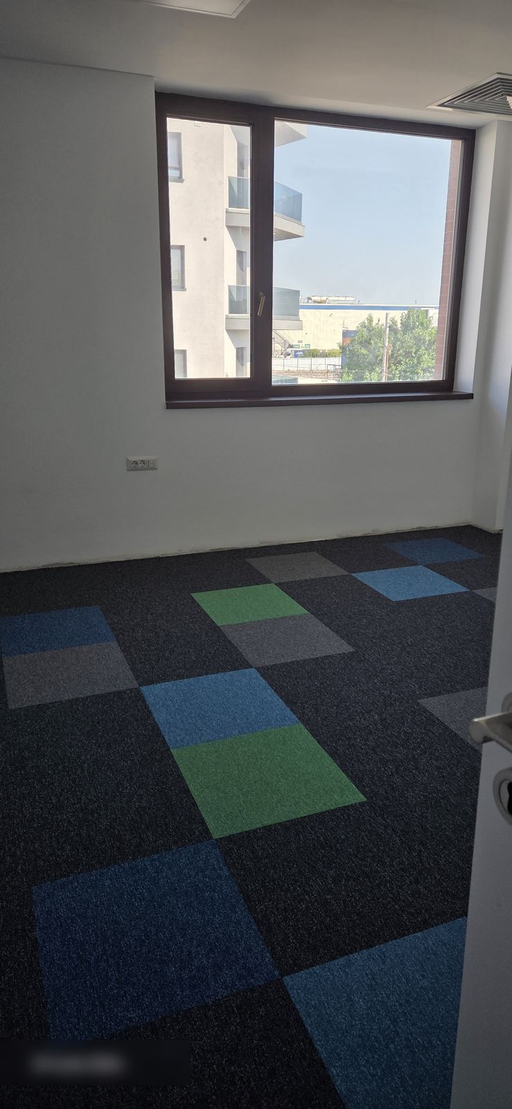 Birou 24 — spațiu de lucru finisat modern, gata de mobilat